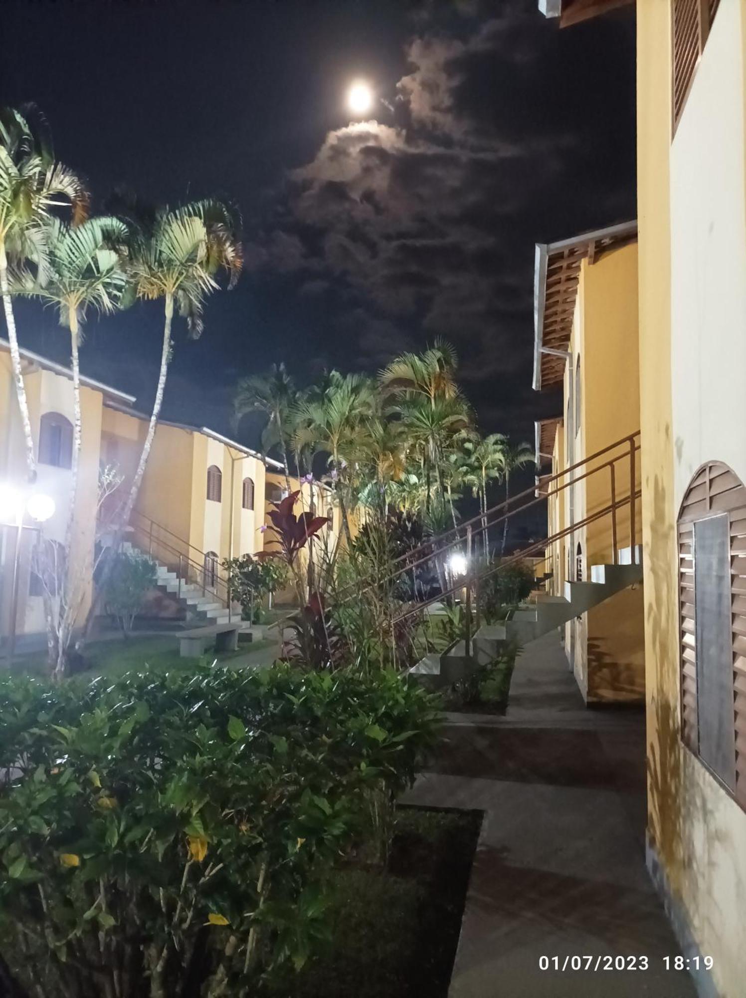 Villagio Maranduba - Apenas 5 Min A Pe Da - Bl 7 Apartamento *