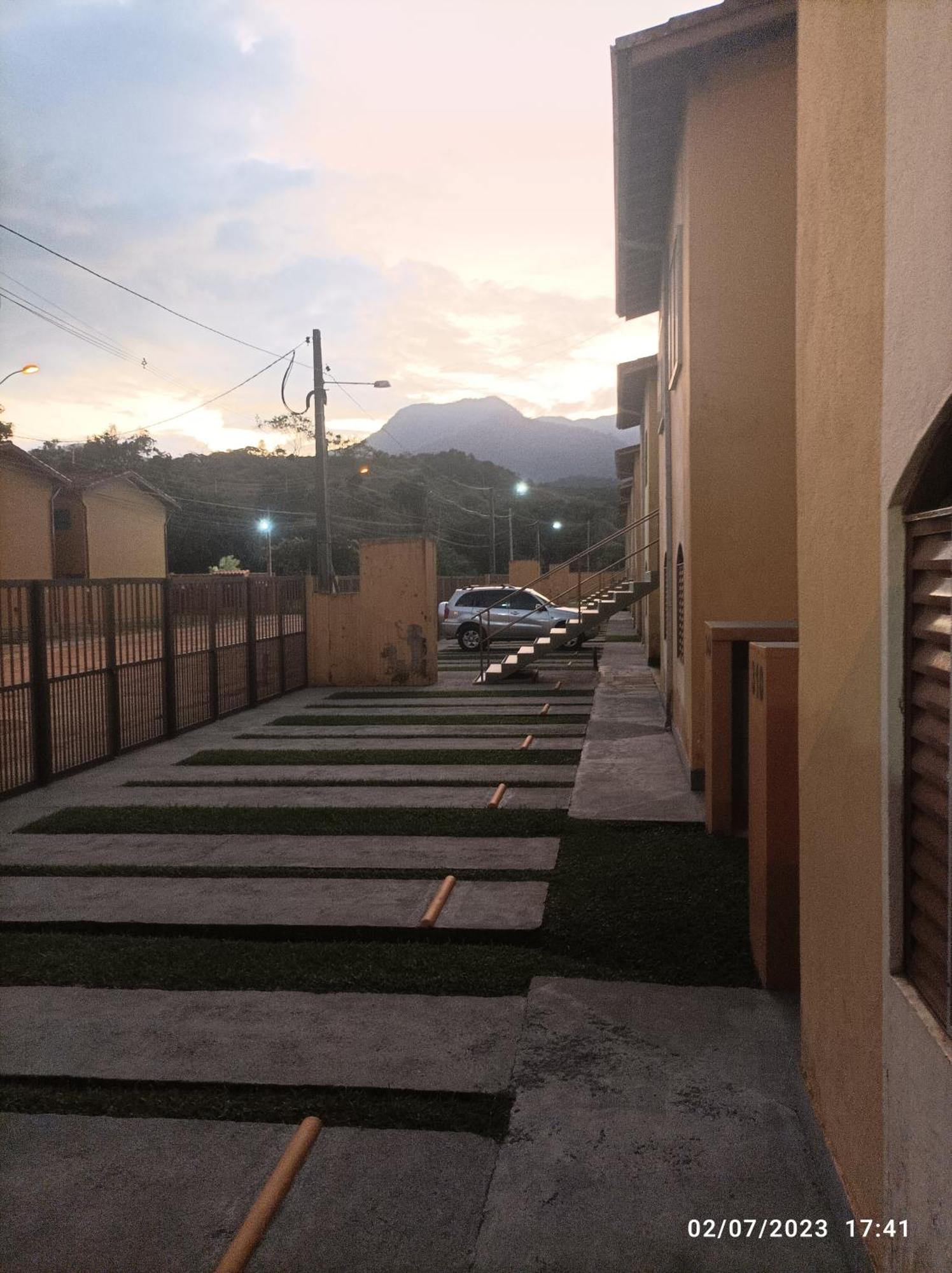 Villagio Maranduba - Apenas 5 Min A Pe Da - Bl 7 Apartamento *